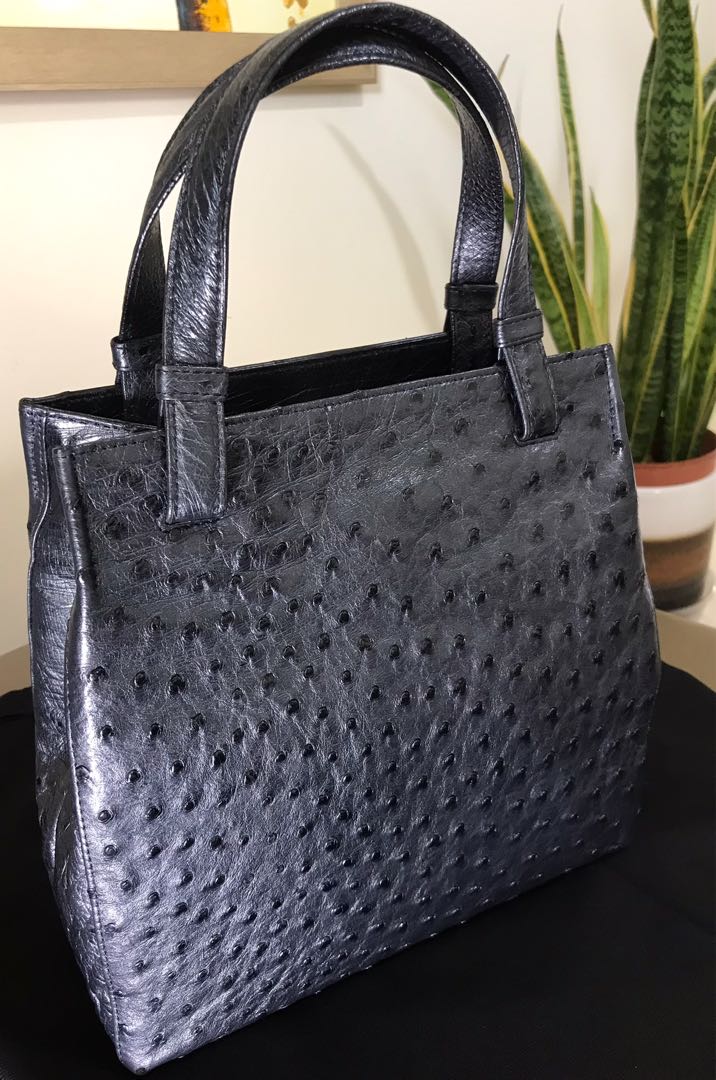 Kwanpen Ostrich Birkin 32 - Genuine Ostrich, Women's Fashion, Bags &  Wallets, Tote Bags on Carousell