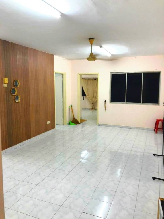 Pangsapuri Subang Suria Seksyen U5 Shah Alam Hot Area Murah Property For Sale On Carousell