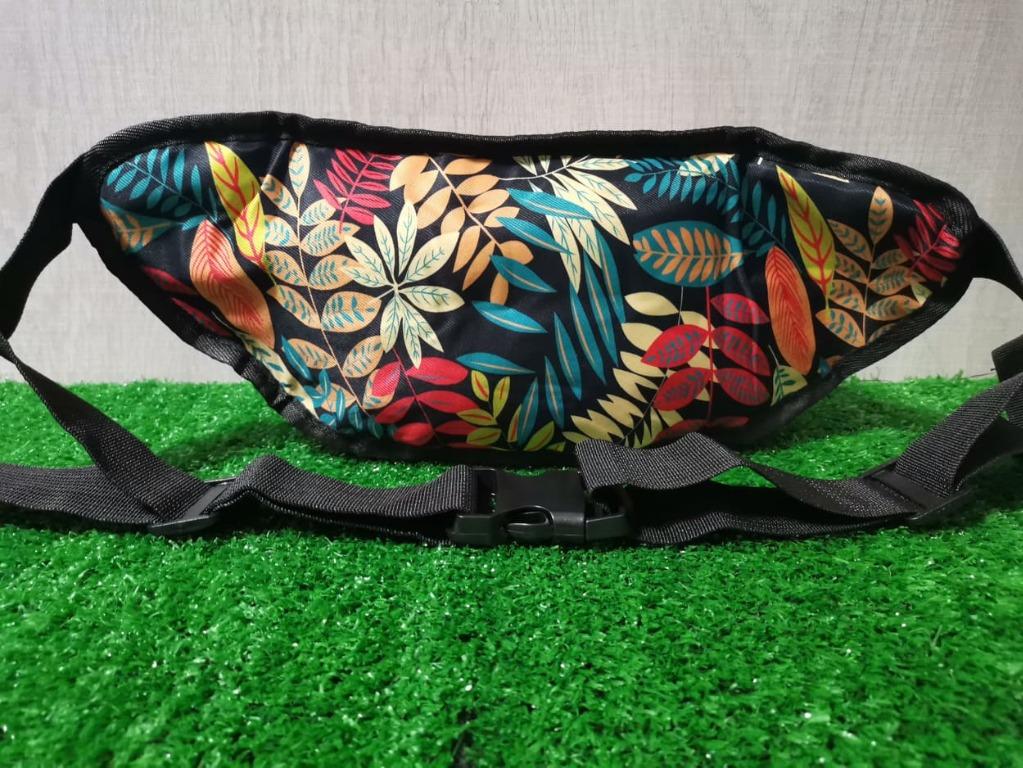 Vans pouch bag deals