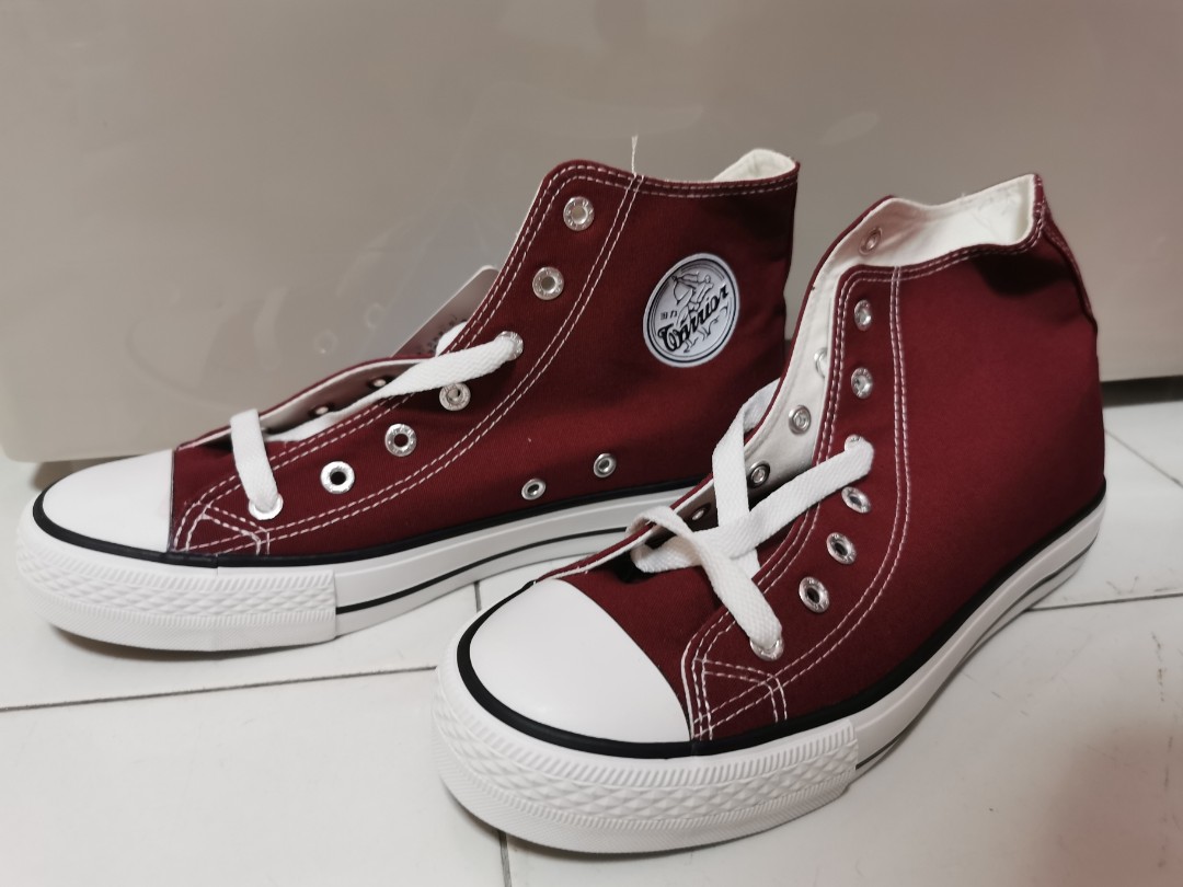 Wine on sale colored converse