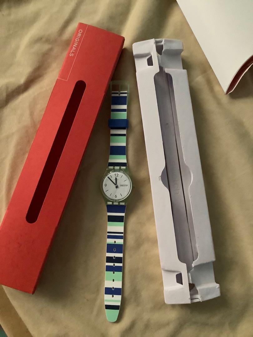  Swatch Sky Zebra Quartz White Dial Watch GG711