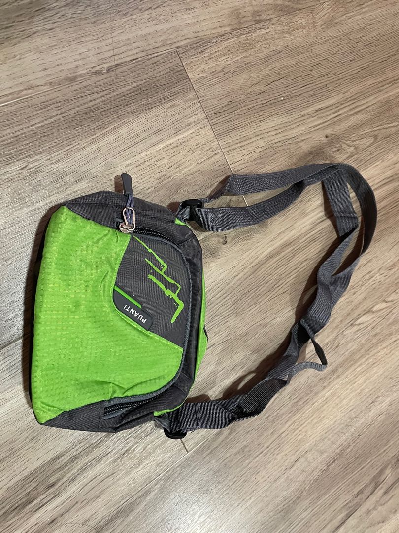 Sling Bag, Men's Fashion, Bags, Sling Bags on Carousell