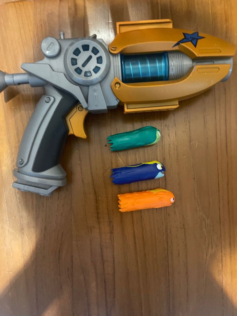 Slugterra gun, Hobbies & Toys, Toys & Games on Carousell