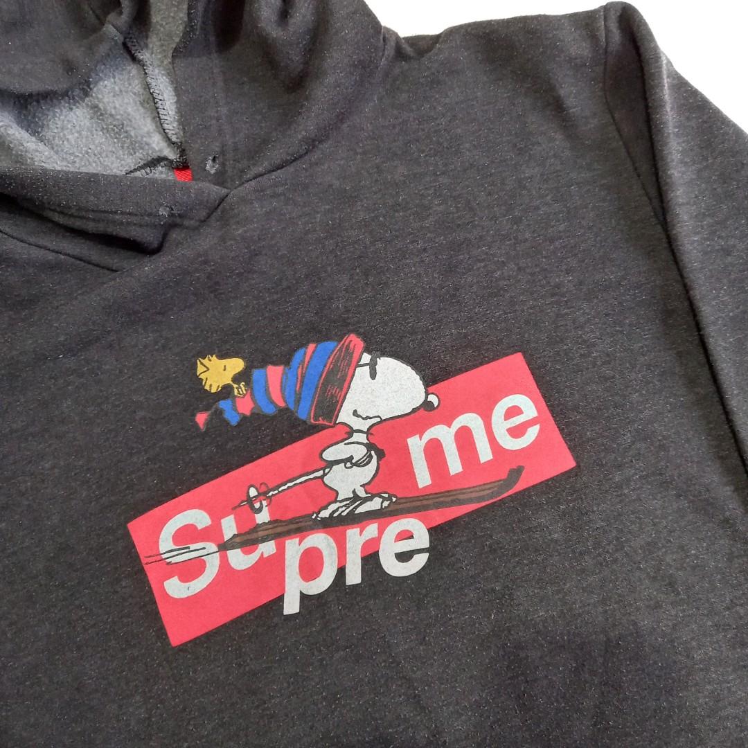 SUPREME SNOOPY SKY DRIVING HOODIE Fesyen Pria Pakaian Baju Luaran di Carousell