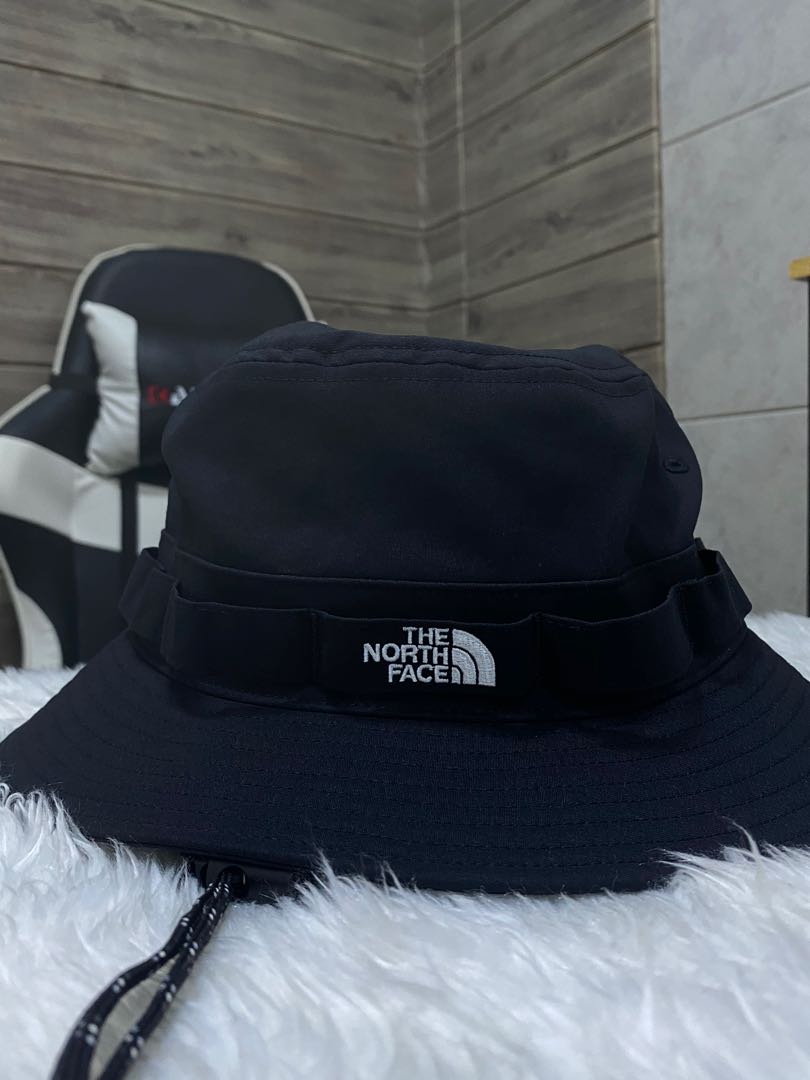 The North Face Class V Brimmer Bucket Hat, Men's Fashion, Watches