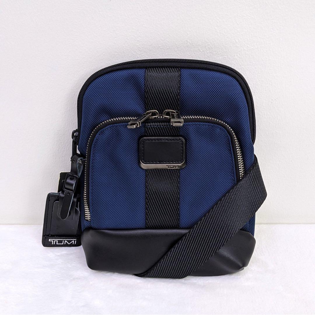 tumi men's purse