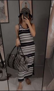 (Category: ) located in . Submitted by fashionside11 (Listing ID 1117967312, Image 1). Description: .