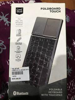 Wireless portable keyboard for iPad, phone etc