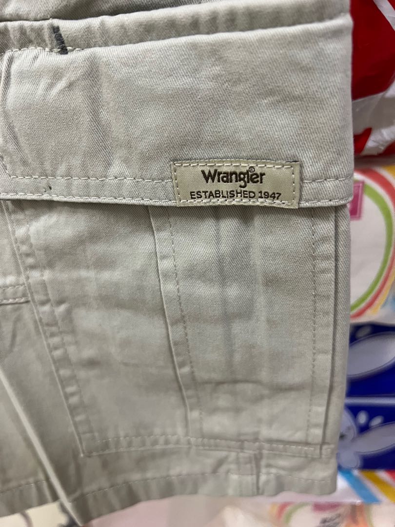 Wrangler \u0026 DOCKERS cargo shorts ( 4 Pic 