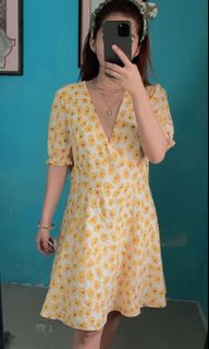 (Category: ) located in . Submitted by fashionside11 (Listing ID 1117967043, Image 1). Description: .