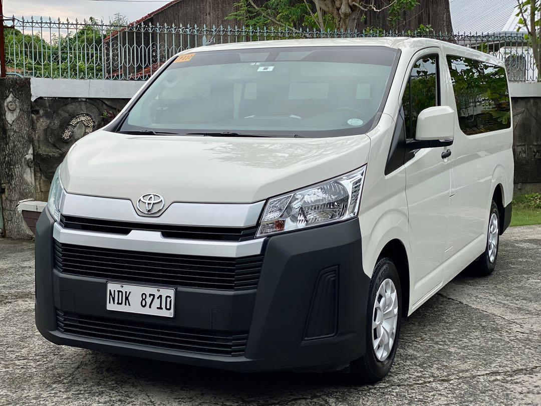 Toyota hiace commuter clearance deluxe 2019 price