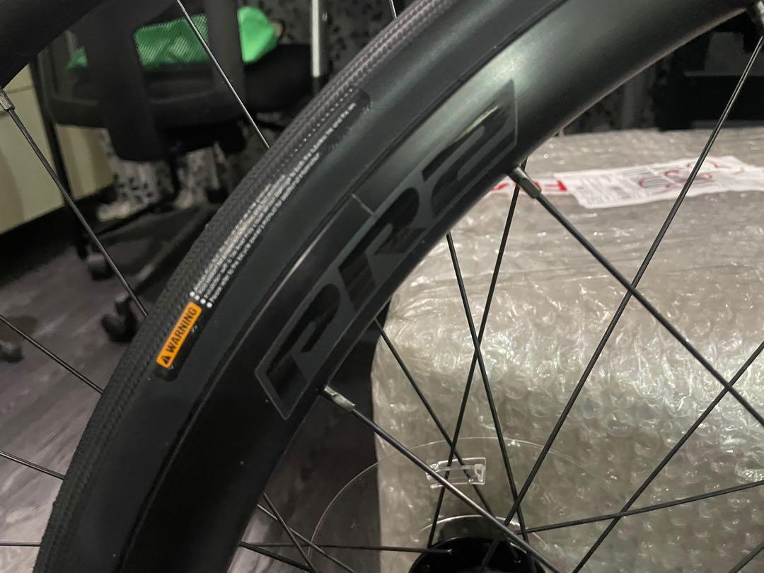 700c wheelset disc (Category: Bicycles) located in Manila. Submitted by unbranded.com (Listing ID 1118104801, Image 2). Description: Giant 700c wheelset thru axle disc, brand new, tubeless setup with Giant Course 1 25c tires, 160mm 140mm disc rotors hubs 11speed compatible take out from a bnew Giant TCR Advanced 1 road bike brand new!.