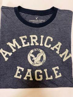 American Eagle AE 淺灰短T