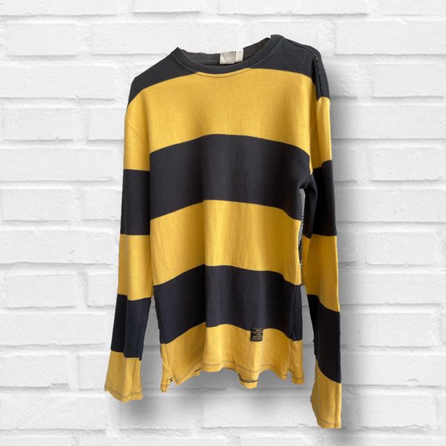 H&m black deals and yellow sweater
