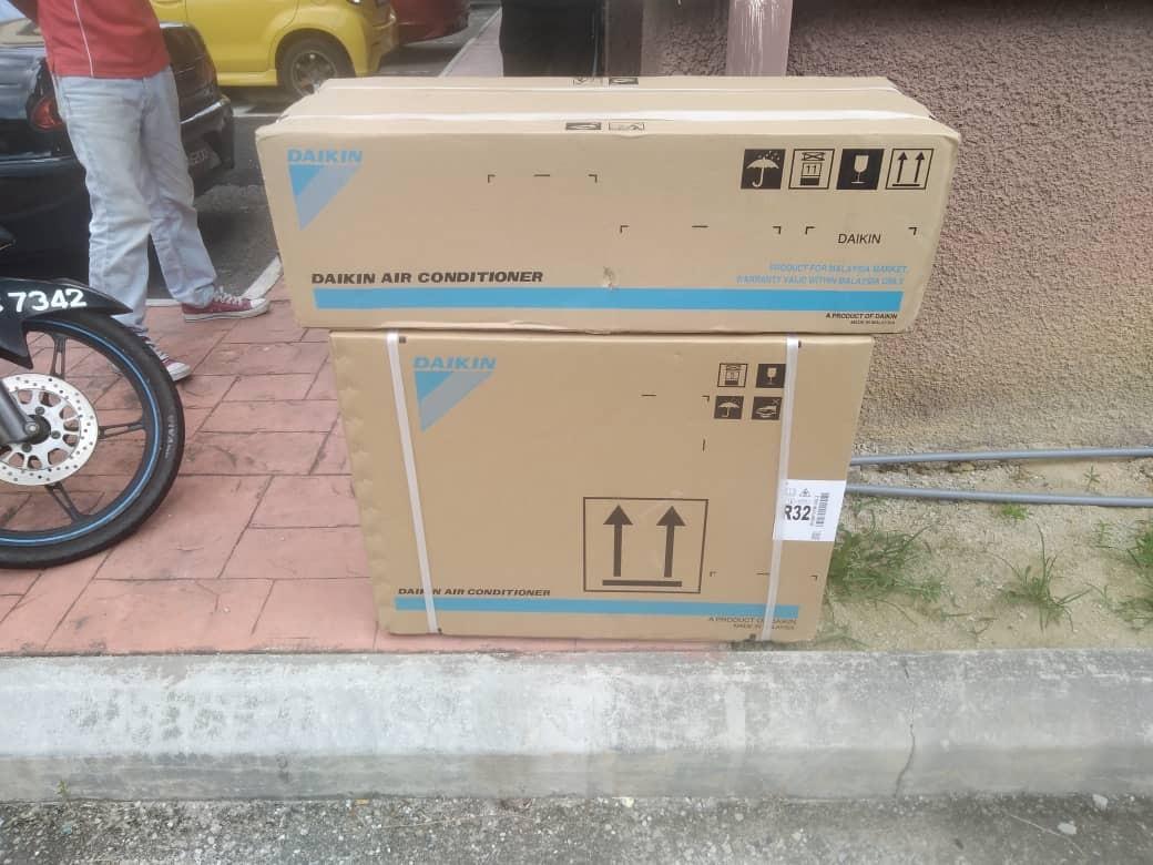 1hp Siap Pasang Aircond Baru Daikin 1hp Non Inverter Home Furniture Furniture On Carousell
