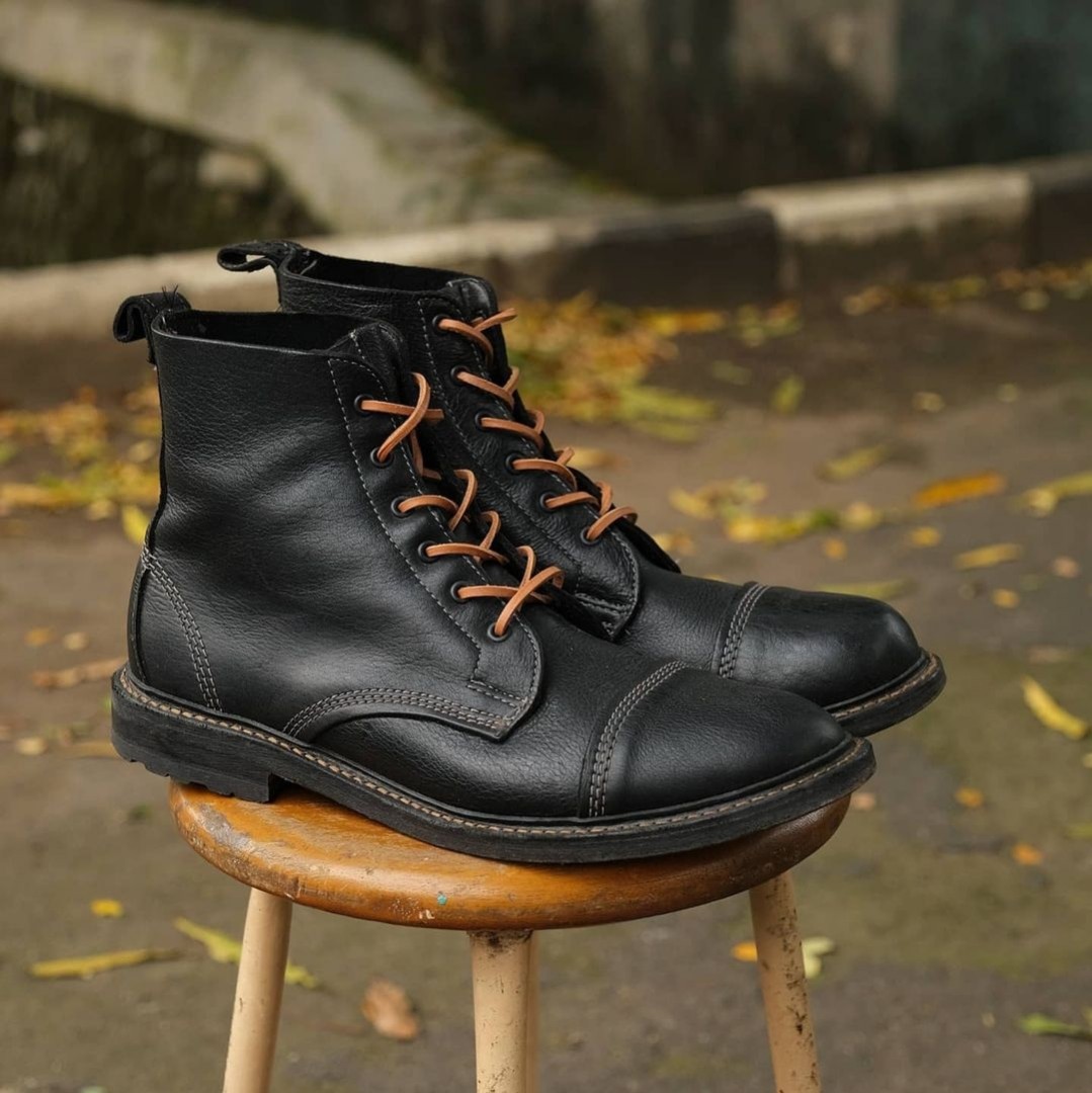 allen edmonds normandy cap toe boot