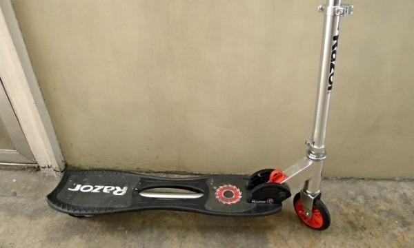 Authentic RAZOR KICK SCOOTER (Category: Skates, Rollerblades & Scooters) located in Quezon City. Submitted by charliebrown_olx (Listing ID 1118135379, Image 2). Description: Brand: RAZOR Item: KICK SCOOTER Classification: Unused Condition: Like New Price: P2,000.00 TERMS & CONDITIONS: 1. C.O.D. Can meet buyers at - Del Monte Ave, Q.C. 2. Shipping c/o buyer. 3. Prices are Final. 4. Respect the Ad. TFL!.