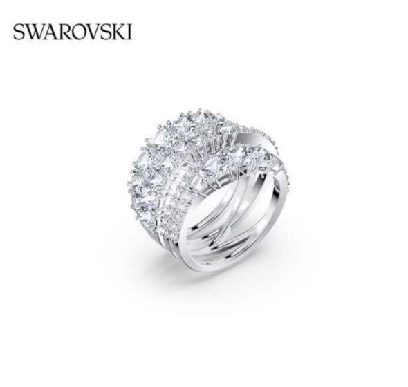 Swarovski Twist white Gold Crystal Ring Announcements on Carousell