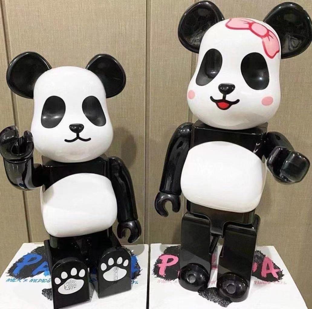 Bearbrick milk panda boy & girl 1000% set, 興趣及遊戲, 玩具& 遊戲