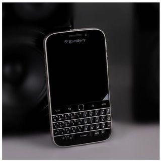 blackberry Q20 pre order phones