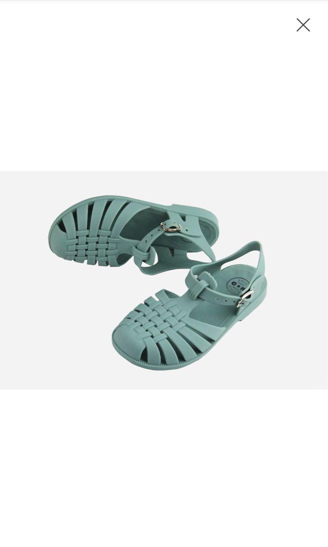 Hubble and duke jelly sandals shop