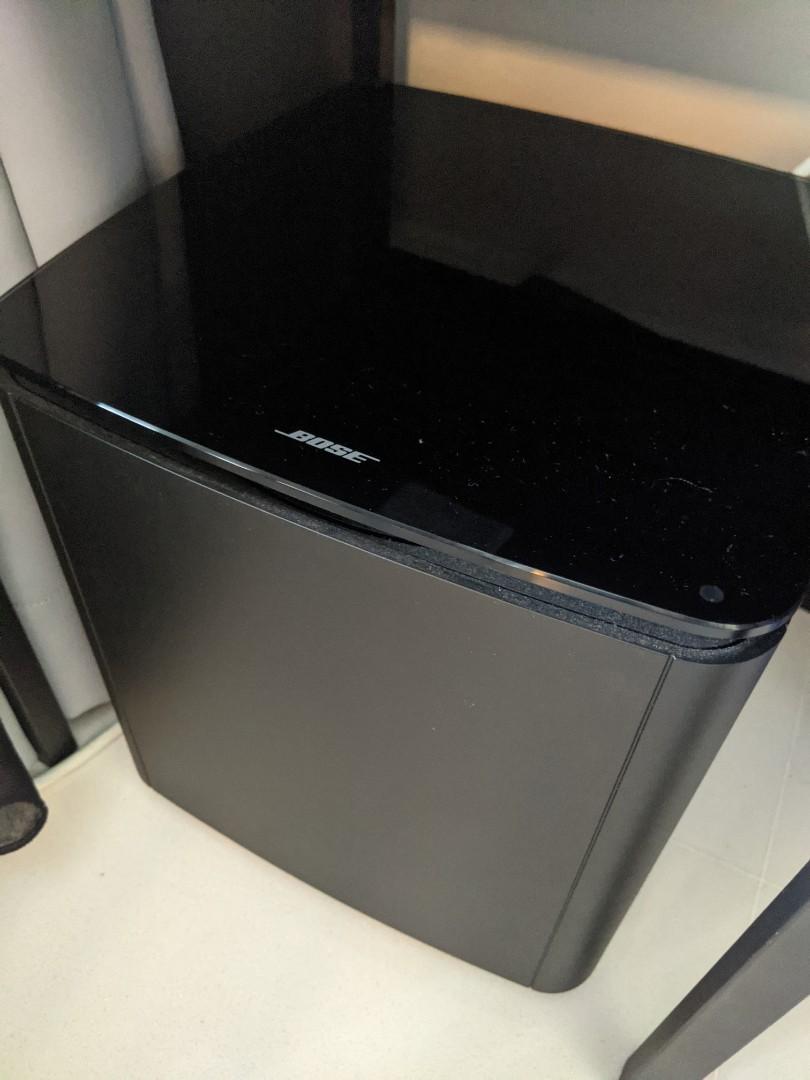 Bose soundtouch 300 and Acoustimass 300 subwoofer