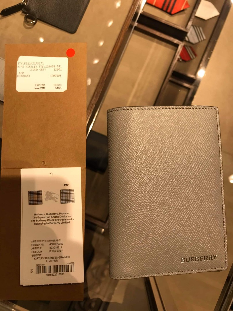 burberry passport