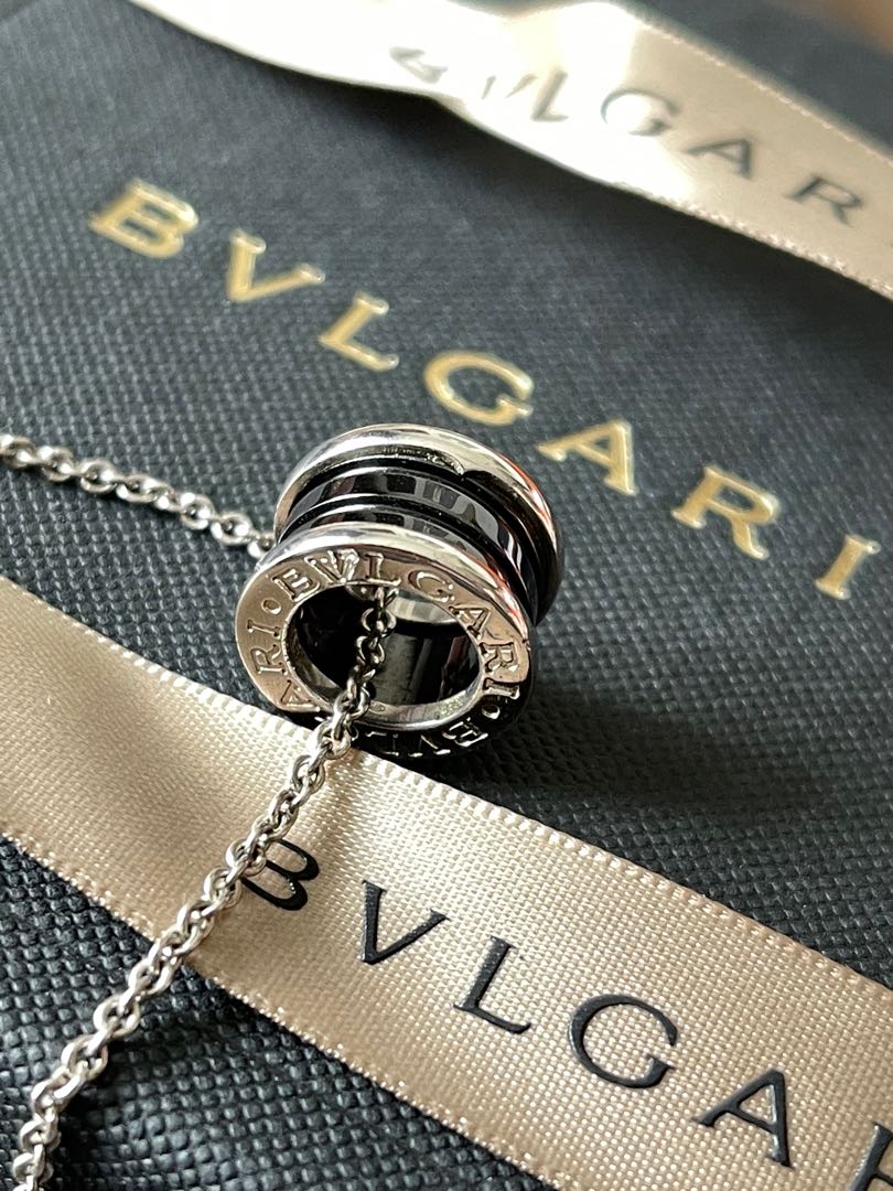 Bvlgari necklace with black cerami 