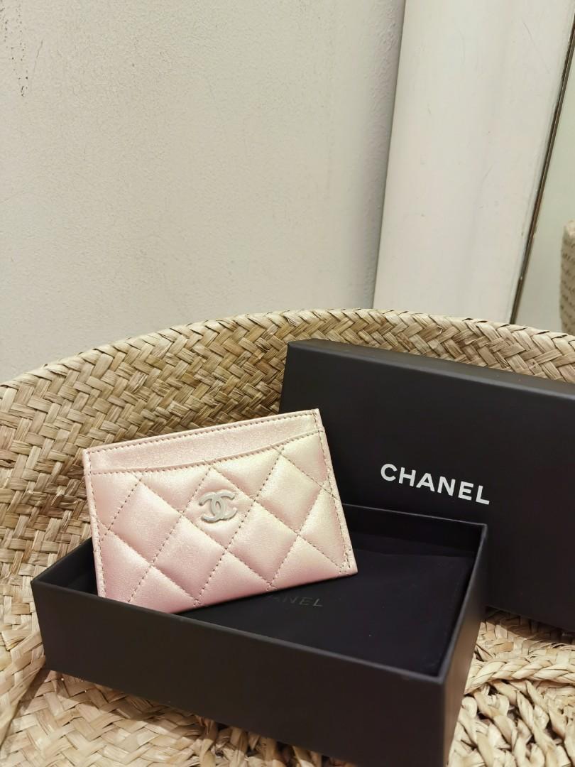 Chanel 21k iridescent card holder, Women's Fashion, Bags & Wallets, Wallets  & Card Holders on Carousell