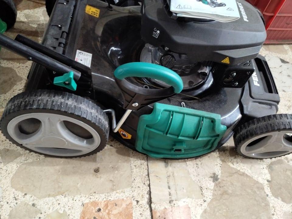 Ferrex Lawnmower 132cc