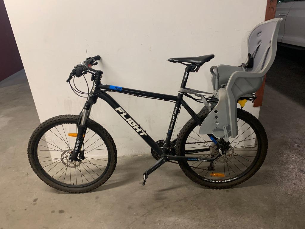 Flight Men s bike with child seat Sports Equipment Bicycles Parts Bicycles on Carousell