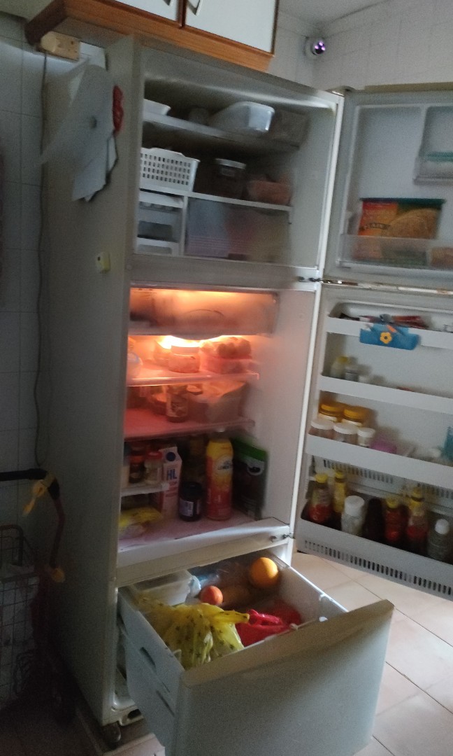 Fridge for the needy, TV & Home Appliances, Other Home Appliances on