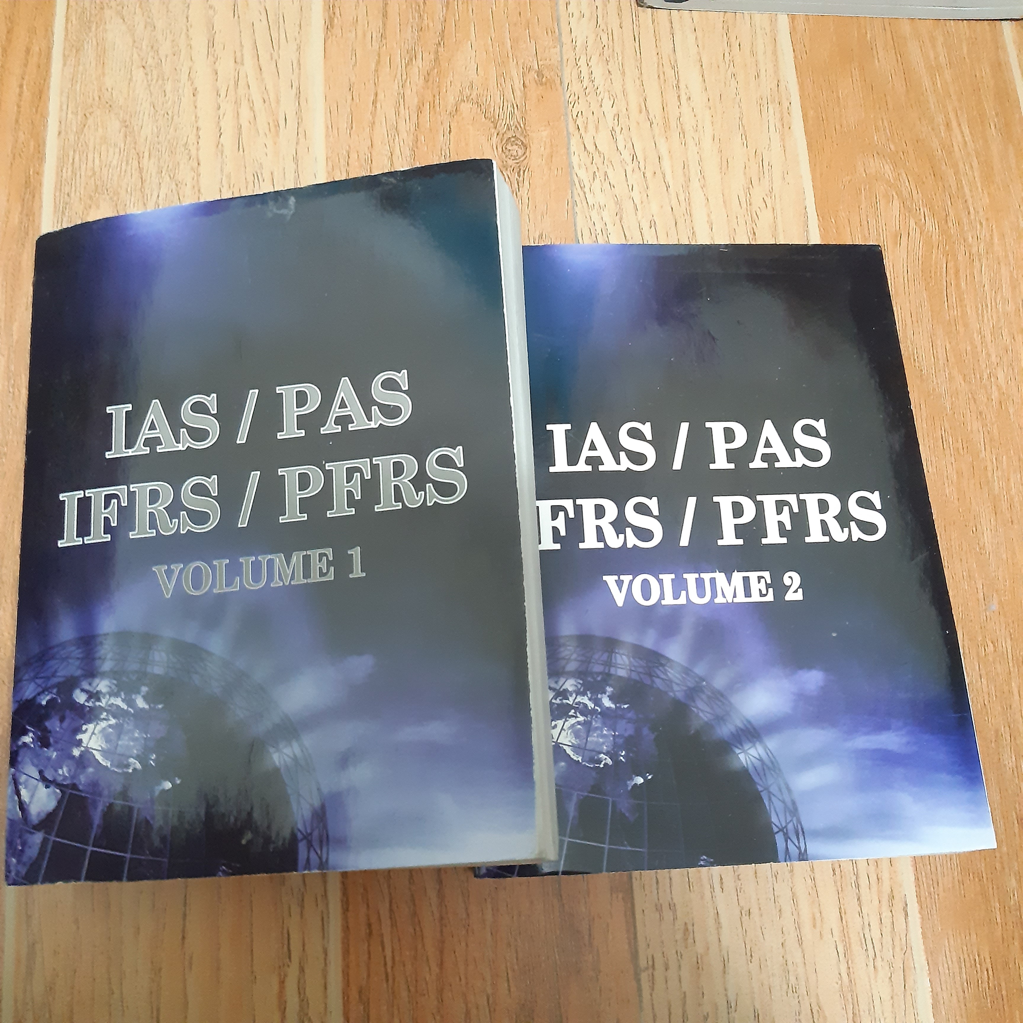 IFRS/PFRS ACCOUNTING BOOK, Hobbies & Toys, Books & Magazines, Textbooks ...