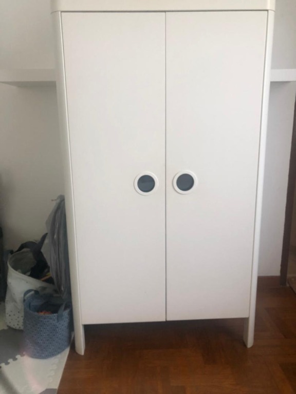 Ikea busunge wardrobe outlet