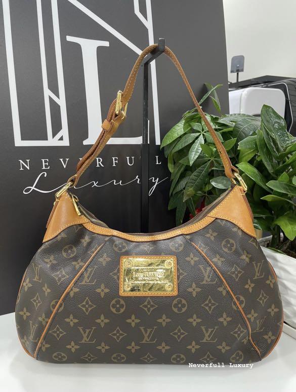 Authentic Louis Vuitton Thames gm, Luxury, Bags & Wallets on Carousell