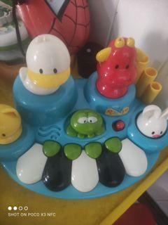 Mainan edukasi anak piano binatang