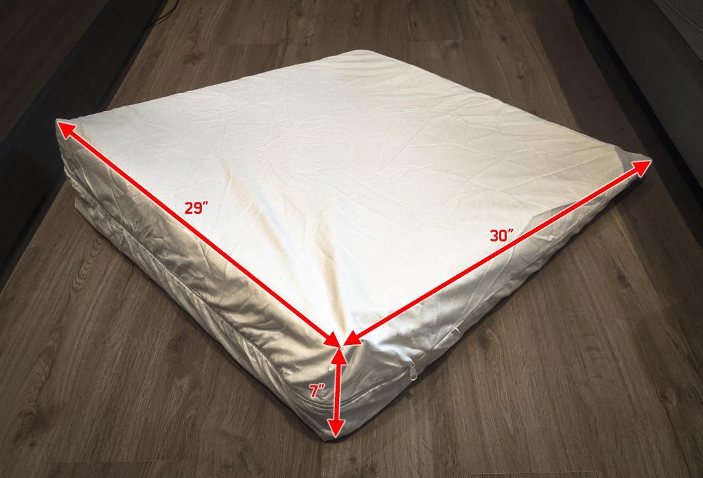 Medslant pillow top