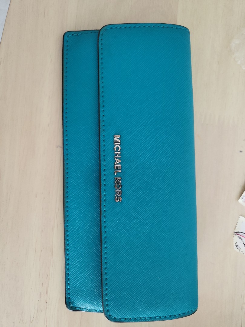 Michael Kors Slim wallet, Women's Fashion, Bags & Wallets, Wallets