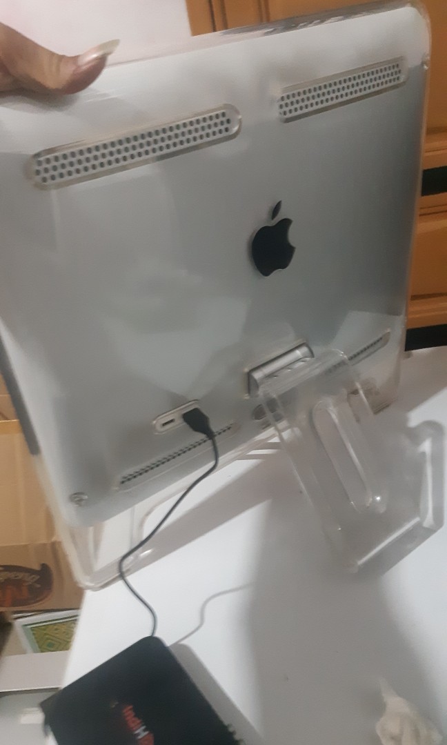 MONITOR MACINTOS . STUDIO DISPLAY 22 