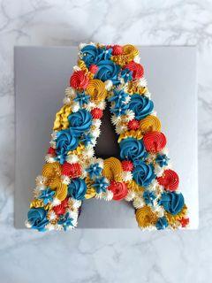 Monogram Cake [HALAL]