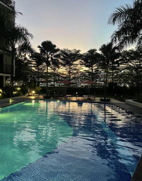 Move in condition - 2 Br mixed development condo 63227756664066117