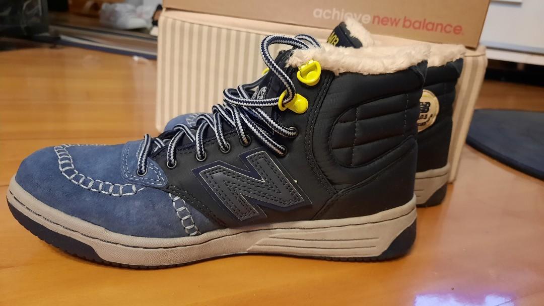 New balance A03