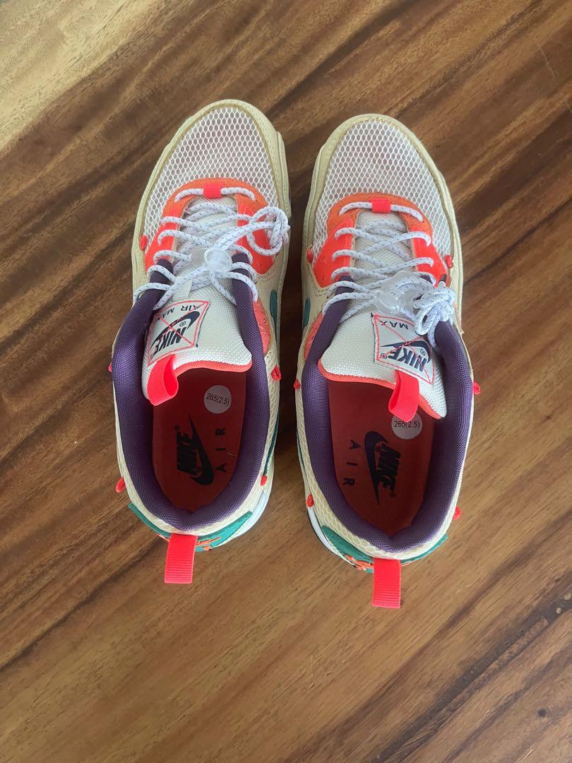 Air max 90 trail team best sale gold