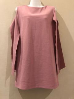 (Category: ) located in . Submitted by sisterpreloved_ (Listing ID 1118097173, Image 1). Description: .