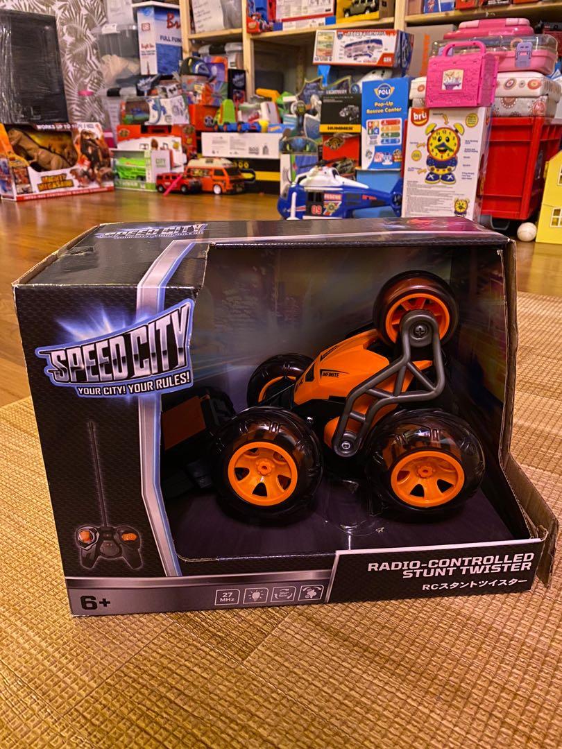 Speed City Radio Controlled Stunt Twister, Hobbies & Toys, Toys & Games