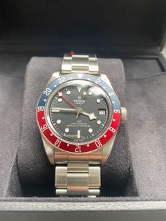 (Category: ) located in . Submitted by cc123_collection (Listing ID 1118076717, Image 1). Description: .