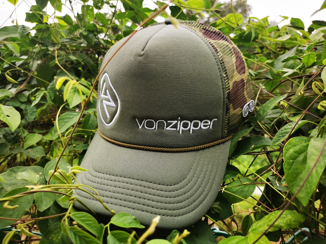 Von zipper store cap