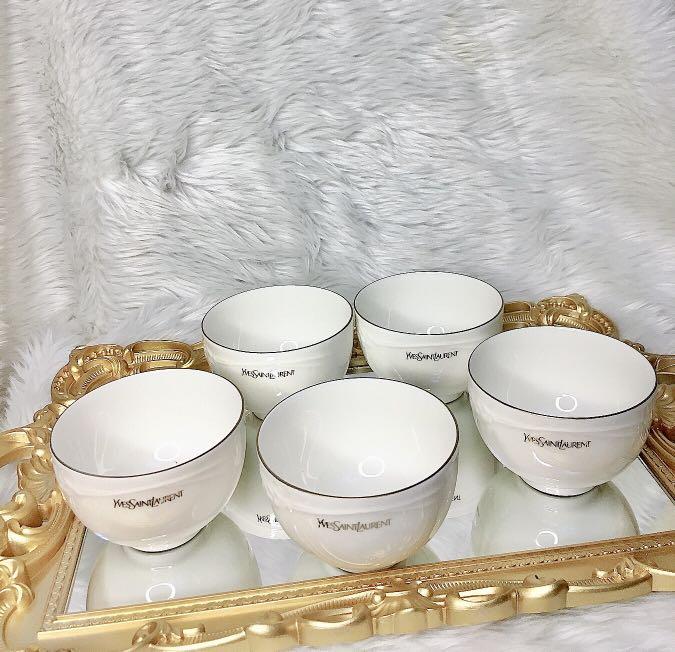 YSL TEA CUP SET 5PCS (Category: Coffee & Tea Tableware) located in Cainta. Submitted by moonchild1215 (Listing ID 1118075337, Image 3). Description: YSL TEA CUP SET.