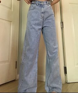 (Category: ) located in . Submitted by yours.xo (Listing ID 1118270193, Image 1). Description: .
