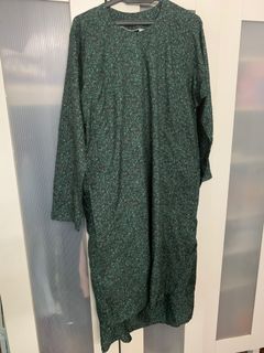 (Category: ) located in . Submitted by clearancemywardrobe (Listing ID 1118218259, Image 1). Description: .
